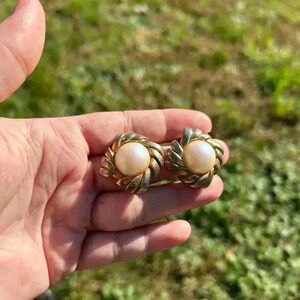 4/$50 D’Orlan gold  clip on vintage earrings for earlobe